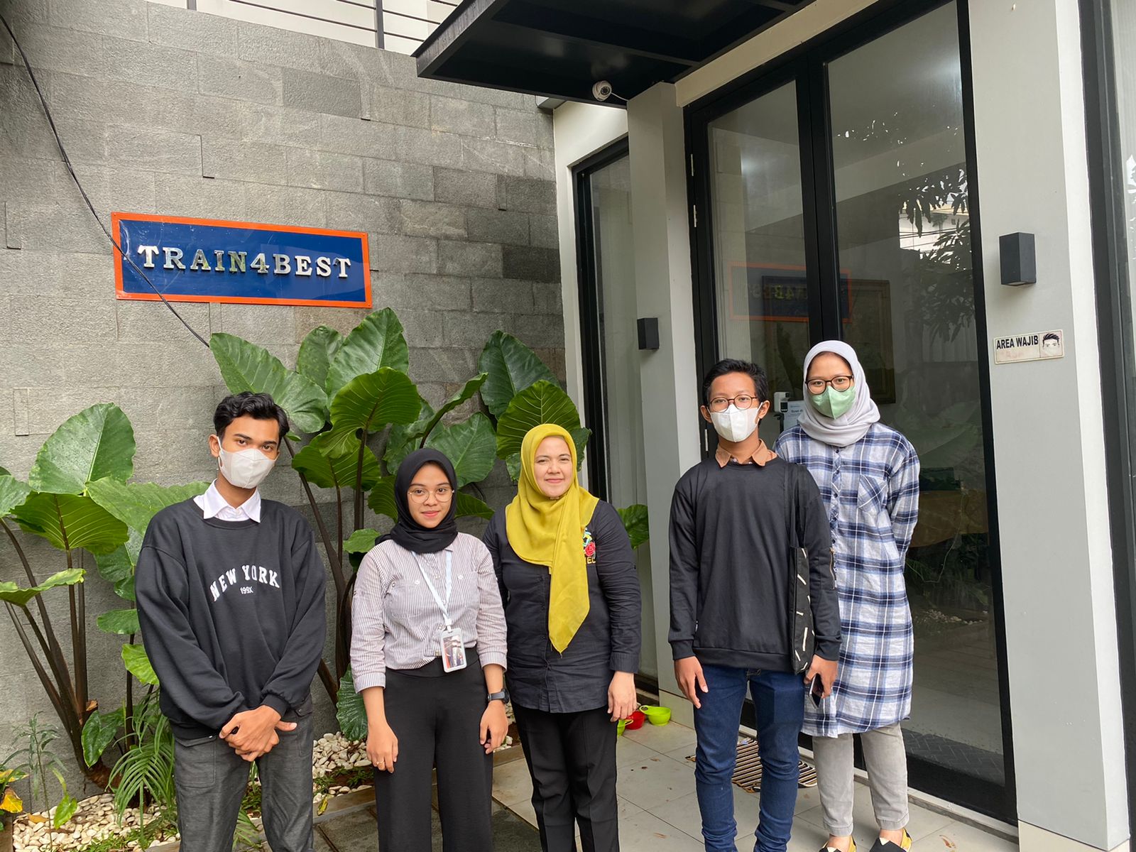 WhatsApp Image 2022-05-20 at 2.32.34 PM (1)