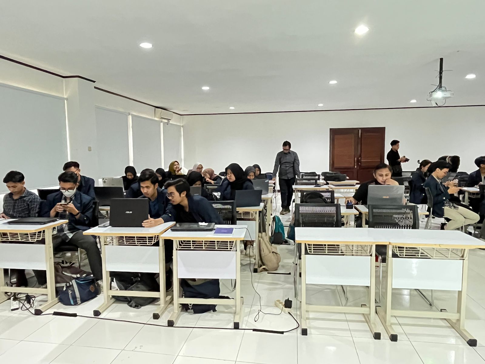 WhatsApp Image 2023-04-03 at 10.07.46