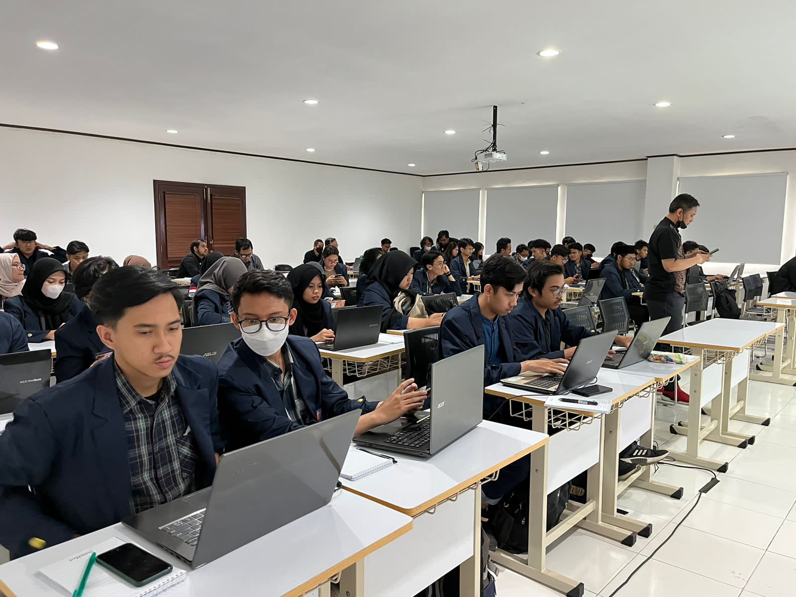 WhatsApp Image 2023-04-03 at 10.07.47 (1)