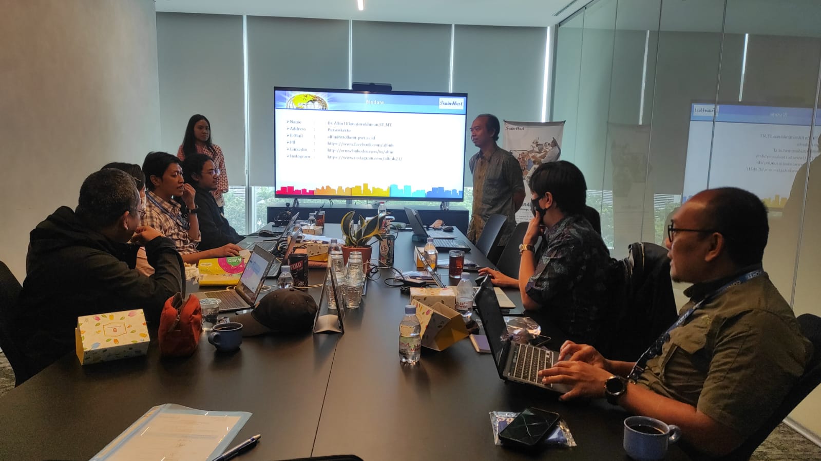 WhatsApp Image 2023-05-08 at 09.38.02